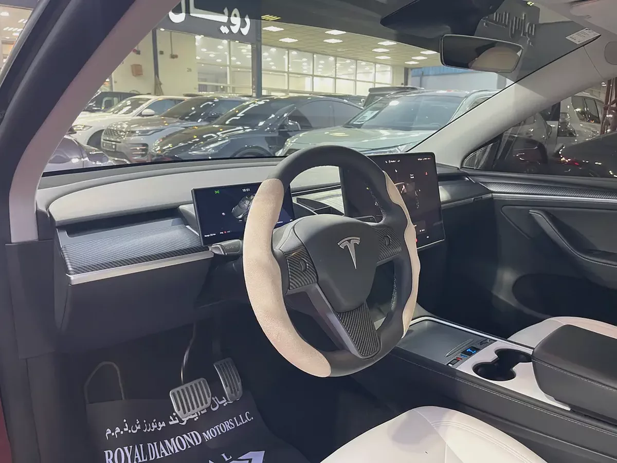 Tesla Model Y Long Range 2024 GCC Specs | Dual Motor AWD-6-6