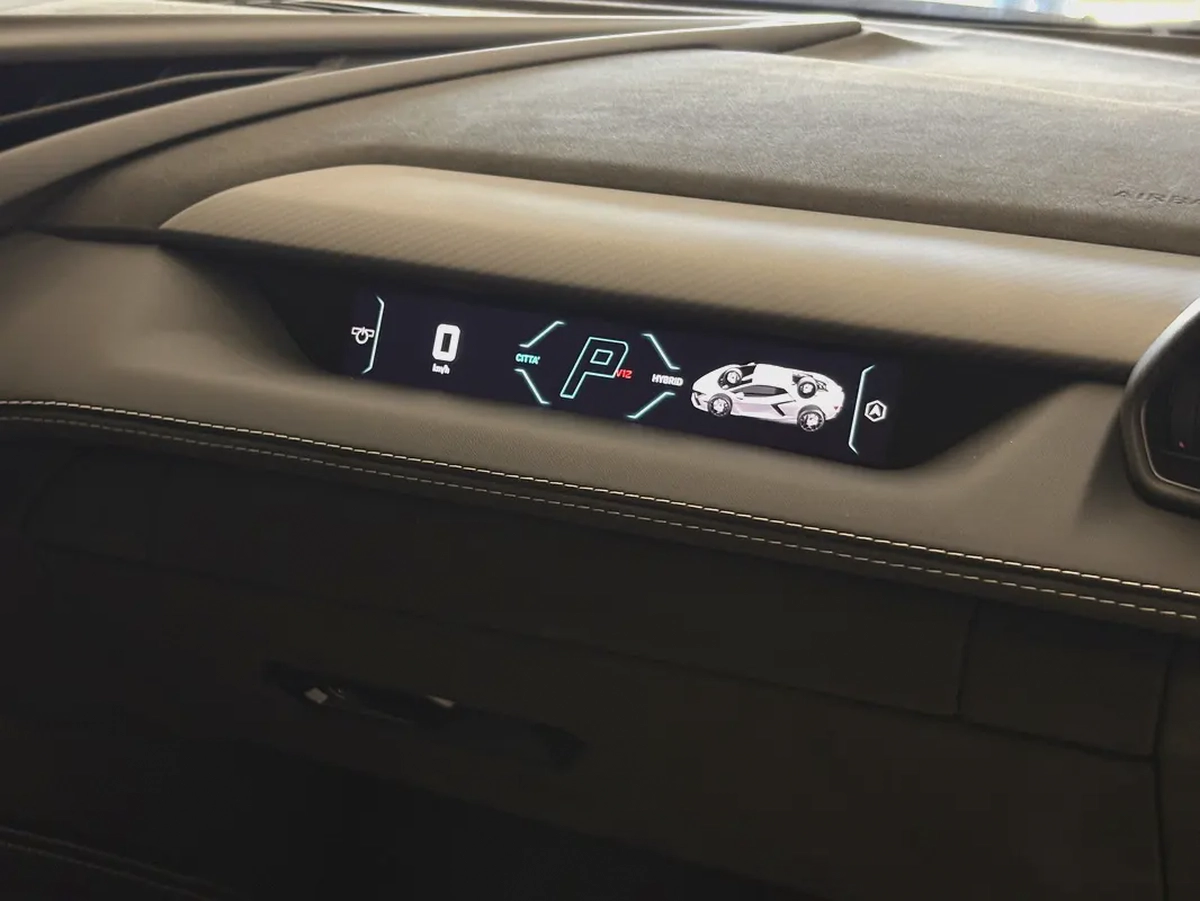 AED 30,400 P.M | 0% DOWN PAYMENT | LAMBORGHINI REVUELTO CARBON EDITION | 6.5L V12 HYBRID – 1,001 HP