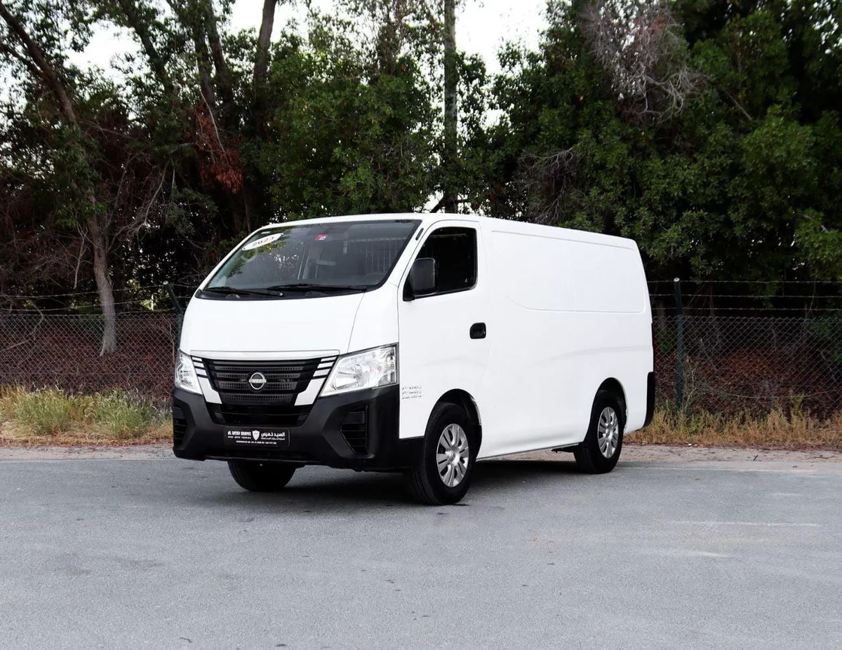Nissan Urvan Nissan Urvan Van | 2.5 L | 2023 | GCC | Accident-Free | In Excellent Condition | 958 P.M-2-0