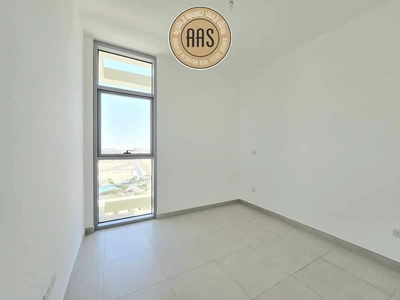 Spacious Apartment ! Park Facing ! With All Aminities ! Ready to Move-9
