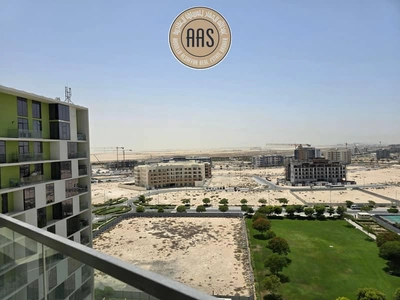 Spacious Apartment ! Park Facing ! With All Aminities ! Ready to Move-1