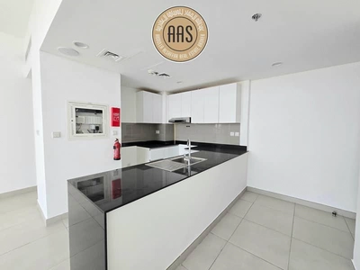 Spacious Apartment ! Park Facing ! With All Aminities ! Ready to Move-7