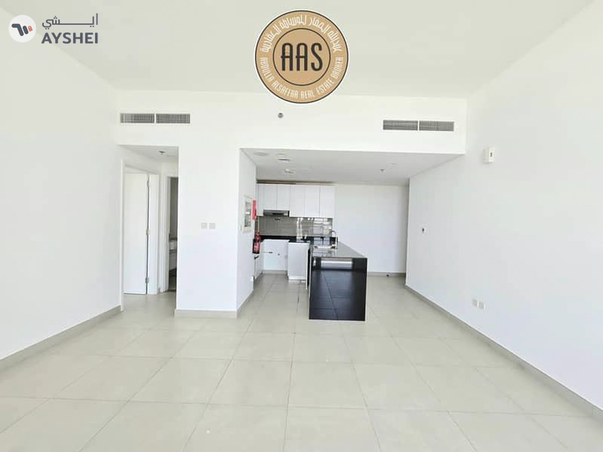 Spacious Apartment ! Park Facing ! With All Aminities ! Ready to Move-3-3