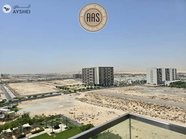 Spacious Apartment ! Park Facing ! With All Aminities ! Ready to Move