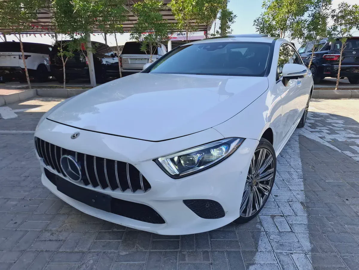 Mercedes-Benz CLS400d 2019 full option  low km