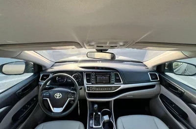 Toyota Highlander LE 2019 Toyota Highlander Mid Option 2.7L V4 - Rear Camera - Leather SEATS-9