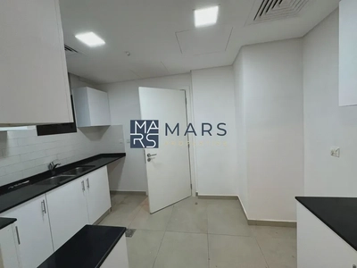 Luxurious 3 bedrooms bigger layout available for rent in nasma residence for 100,000 AED yearly-11