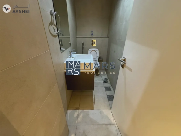 Luxurious 3 bedrooms bigger layout available for rent in nasma residence for 100,000 AED yearly