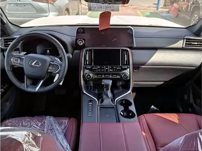 Lexus LX600 SIGNATURE LEXUS LX 600 SIGNATURE-- 7 SEATER-15