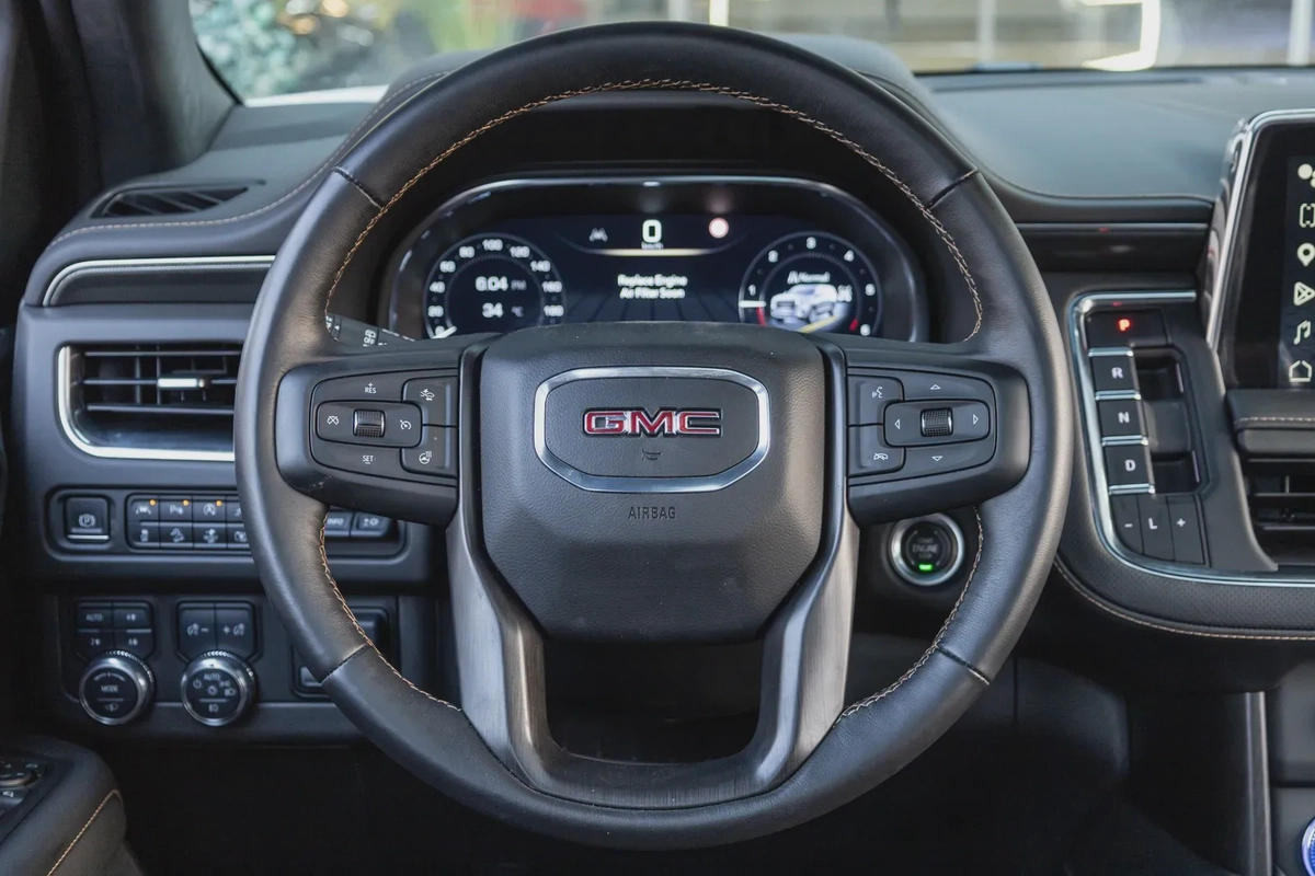 GMC Yukon 2022-5-5