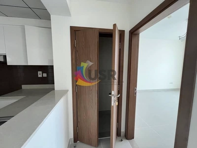 SEAVIEW 2BR WITH BALCONY OPEN KITCHEN FOR 136K-9