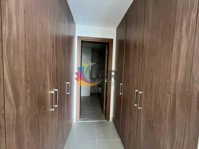 SEAVIEW 2BR WITH BALCONY OPEN KITCHEN FOR 136K-15