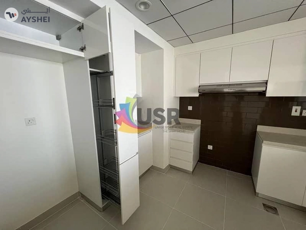 SEAVIEW 2BR WITH BALCONY OPEN KITCHEN FOR 136K