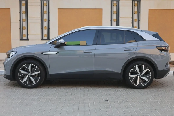 Volkswagen ID.4-2022-33000km-UNDER WARRANTY-GCC SPECS