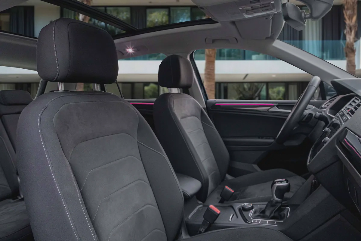 1,792 P.M |  Tiguan Elegance | 0% Downpayment | Agency Warranty!-10-10