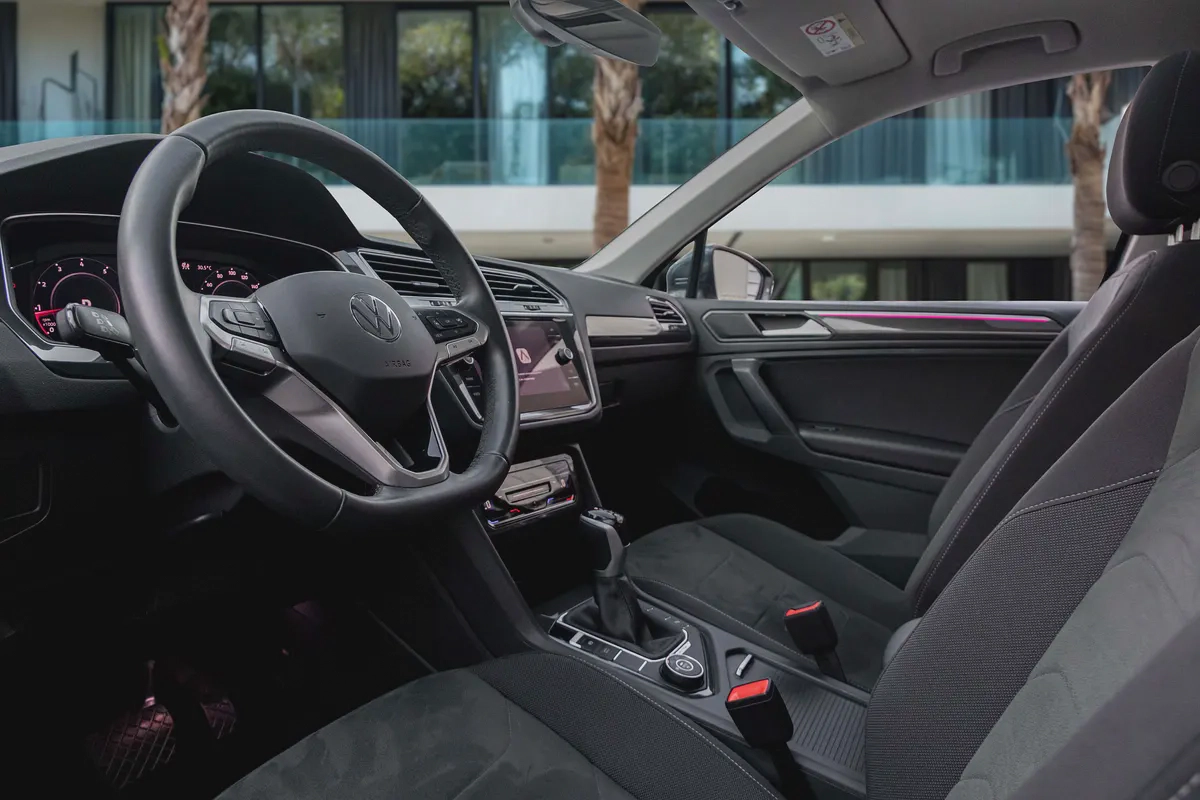 1,792 P.M |  Tiguan Elegance | 0% Downpayment | Agency Warranty!-8-8