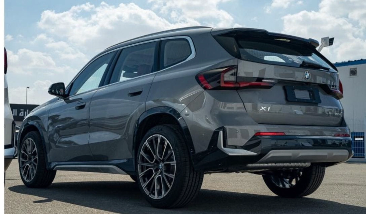 New 2024 BMW BMW X1-8-8
