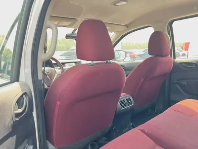 2020 Nissan Navara | 4X2  Automatic | Low mileage | GCC | Clean | Ref#1160-6