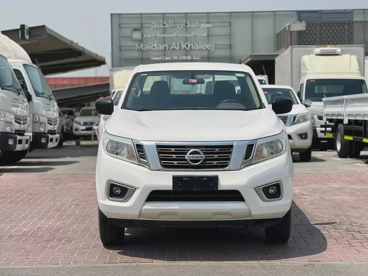2020 Nissan Navara | 4X2  Automatic | Low mileage | GCC | Clean | Ref#1160-1-1