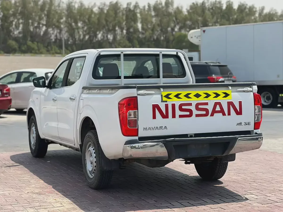 2020 Nissan Navara | 4X2  Automatic | Low mileage | GCC | Clean | Ref#1160-3-3