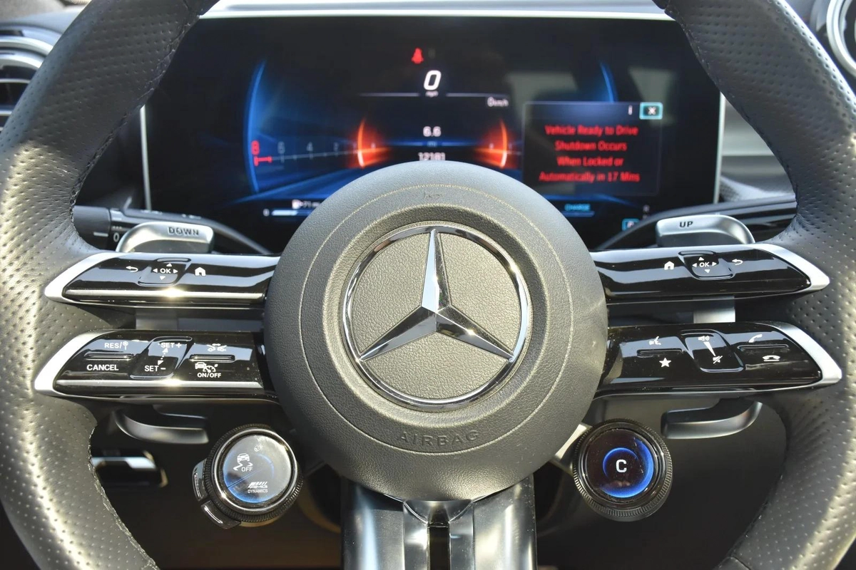 MERCEDES BENZ AMG GLC43 COUPE 2024 | BLACK-9-9
