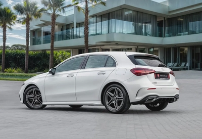 2,253 P.M |  A200 AMG Line | 0% Downpayment | Perfect Condition!-2