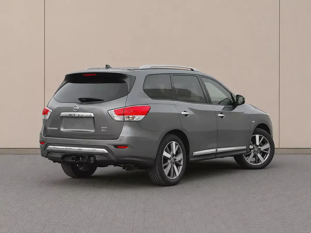 AED 901 P.M | Nissan Pathfinder SV 2016 GCC Specs-2-2