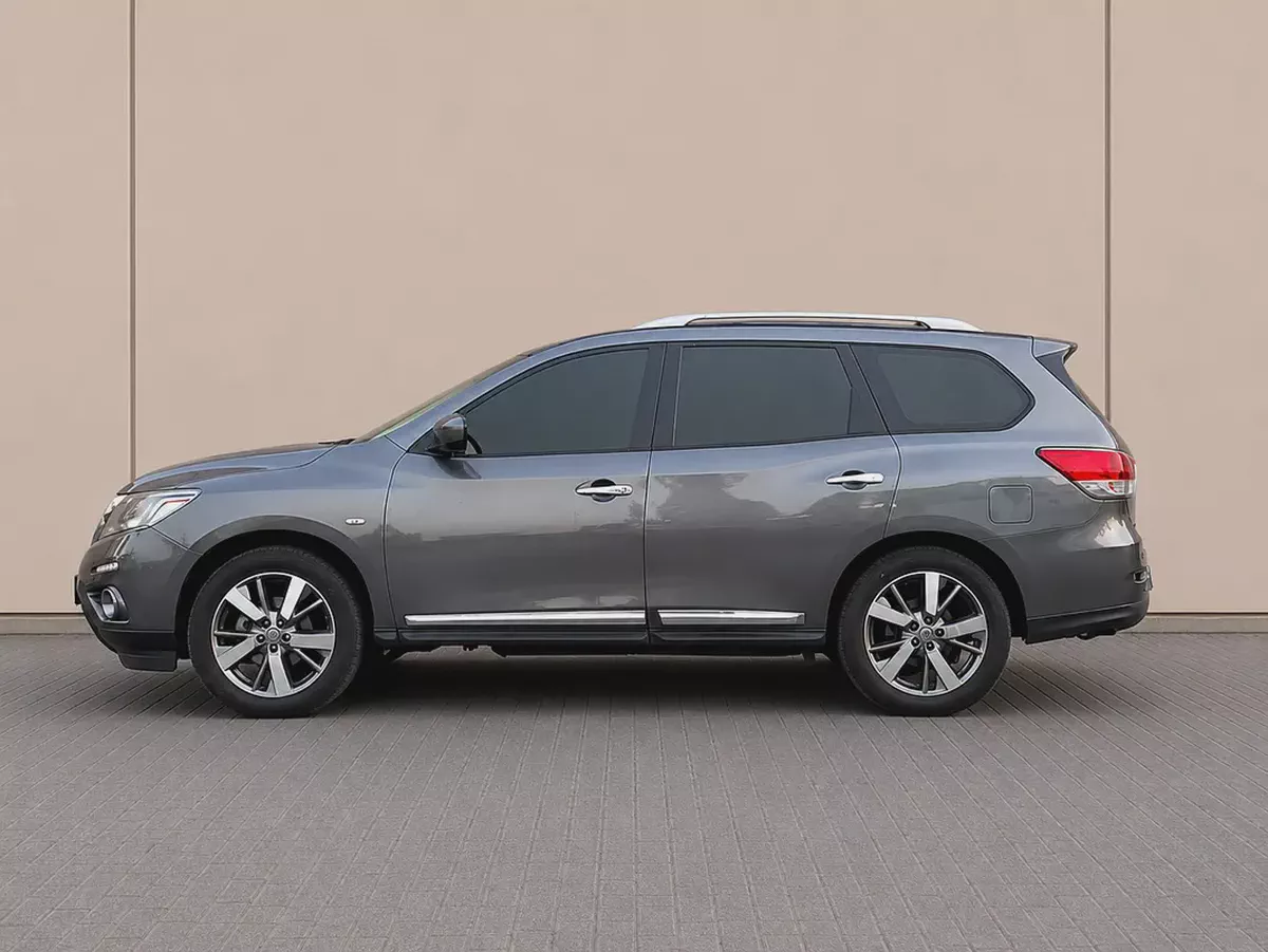 AED 901 P.M | Nissan Pathfinder SV 2016 GCC Specs-4-4