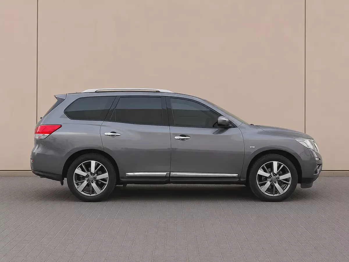 AED 901 P.M | Nissan Pathfinder SV 2016 GCC Specs-5-5