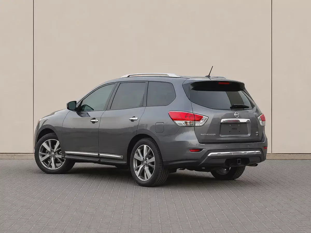 AED 901 P.M | Nissan Pathfinder SV 2016 GCC Specs-6-6