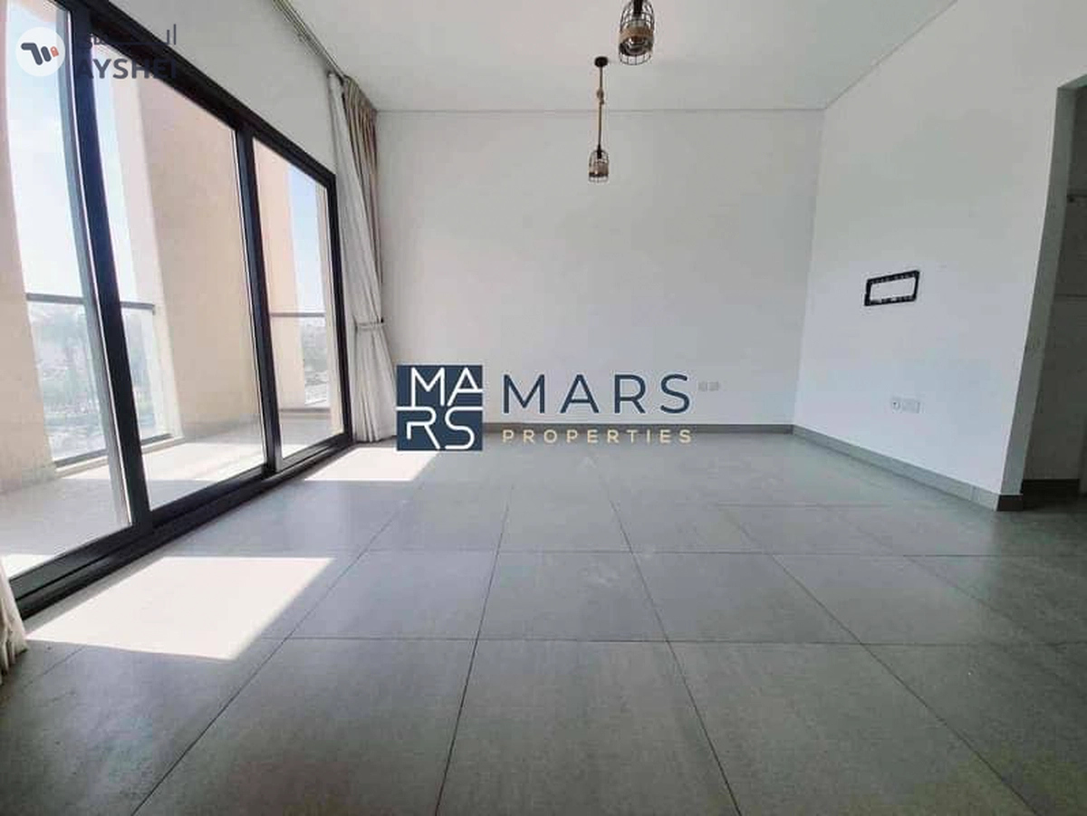 Prime Location | vacant | Ready to Move-2-2