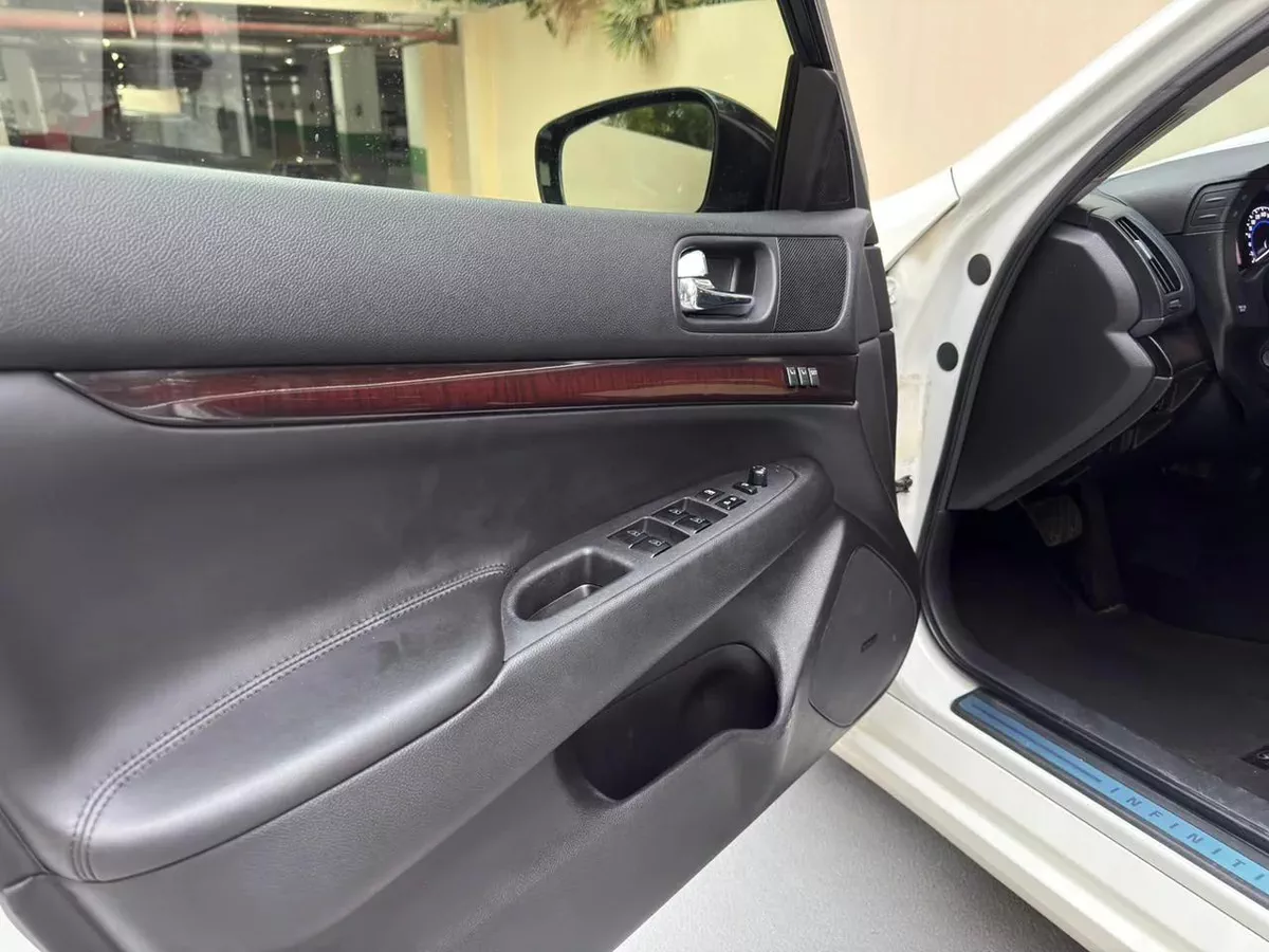 Gulf Specs 2014 INFINITI G25 2.5Litre V6 Top Edition, (Partial Agency Maintained)-13-13