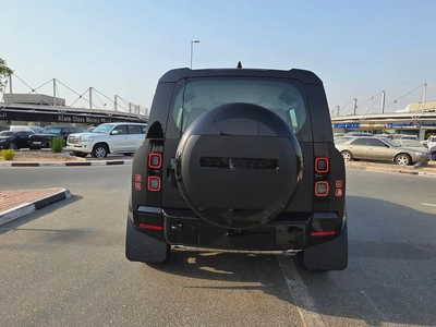 Land Rover Defender 110 X-Dynamic HSE P400 2026 GCC Specs-7