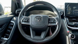 Toyota Land Cruiser VXR 3.5L