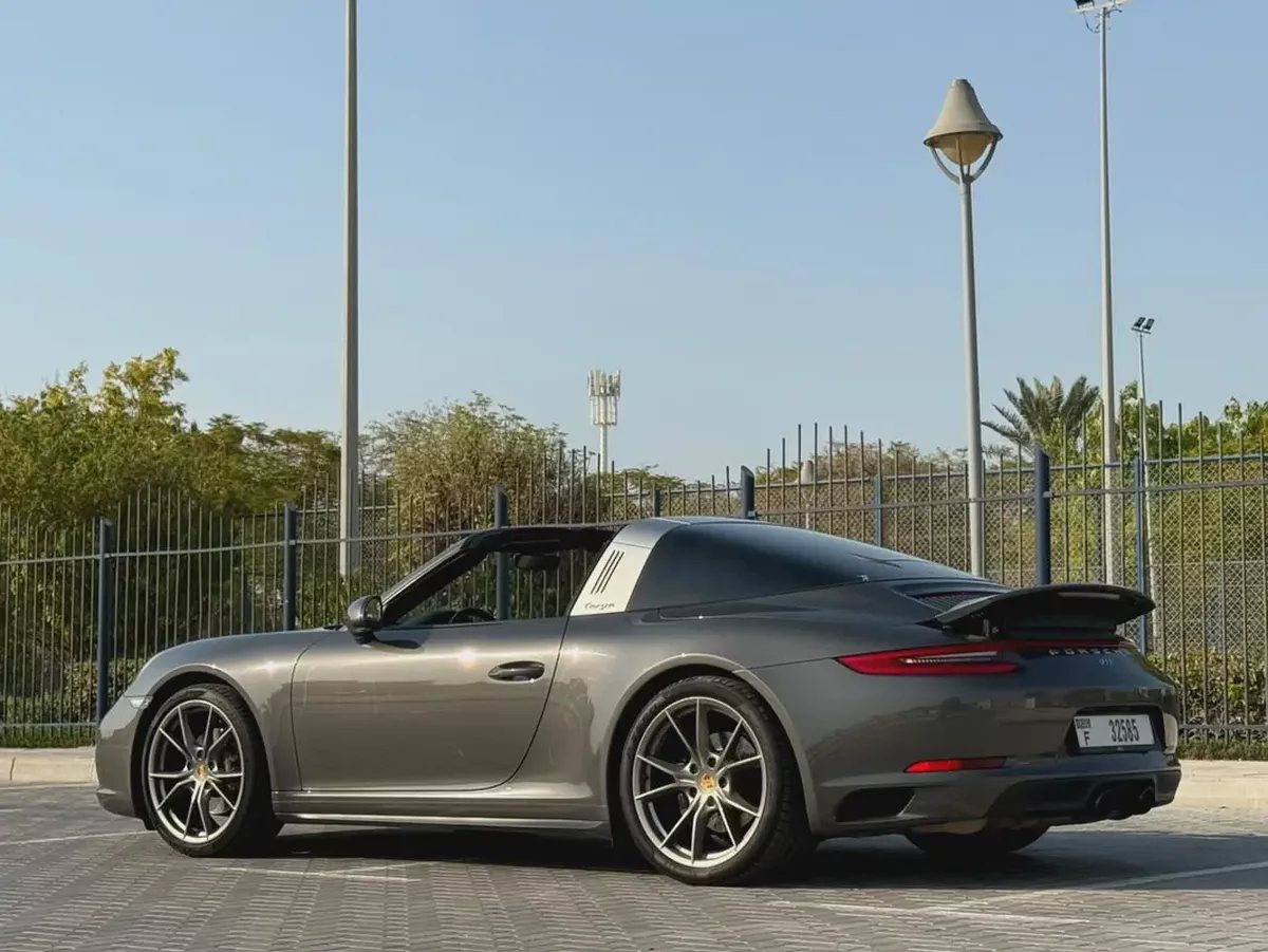 2018 Porsche 911 Targa 4-Excellent Condition-1 Year Warranty and Service contract-11-11
