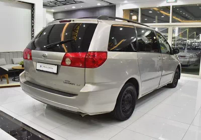 EXCELLENT DEAL for our Toyota Sienna LE ( 2008 Model ) in Silver Color American Specs-5