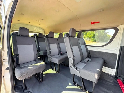 Toyota Hiace GL-6