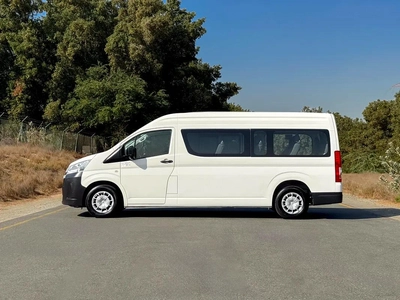 Toyota Hiace GL-9