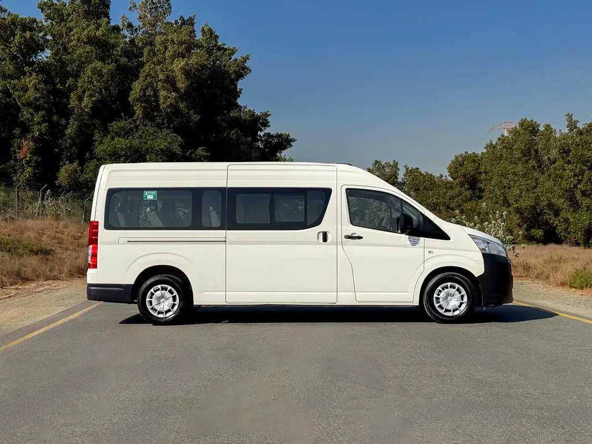 Toyota Hiace GL-3-3