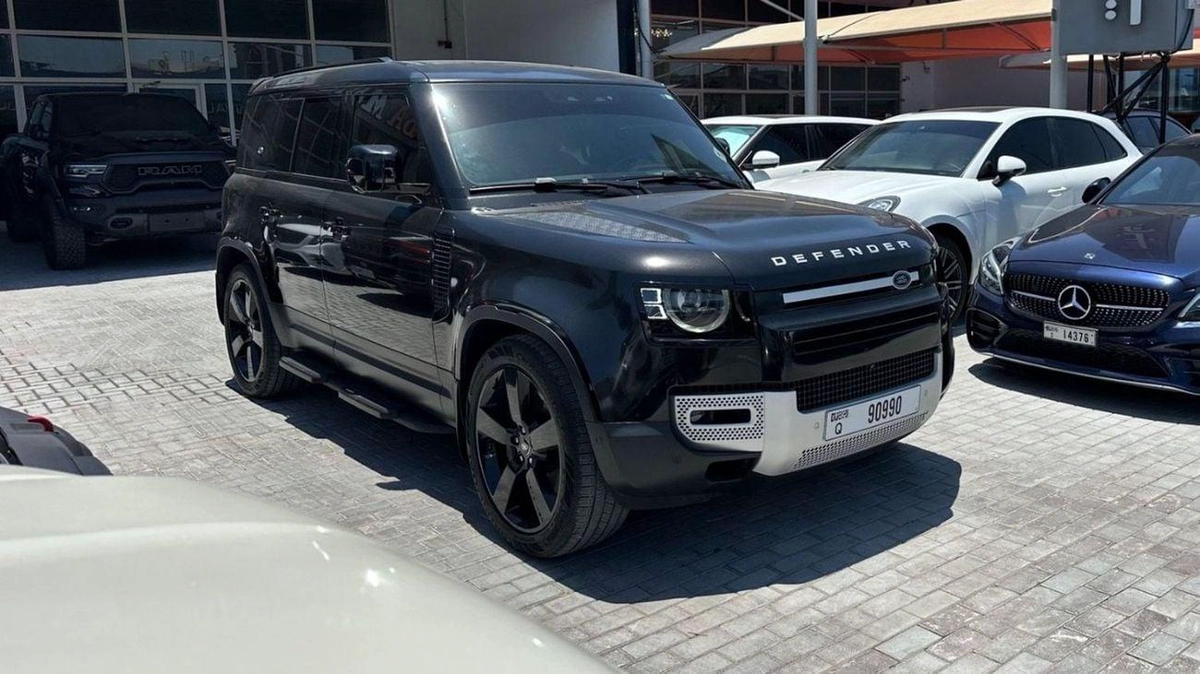 Land Rover Defender Land Rover Defender 110 2024 GCC specs-1-0