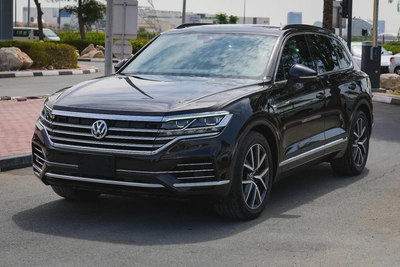 VOLKSWAGEN TOUAREG 2020!! GCC SPECS!! FULL SERVICE HISTORY FROM AL NABOODA-2
