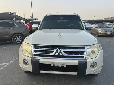 Mitsubshi pajero 2010 white color fullopshin-0
