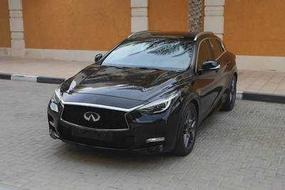 INFINITI Q30S - UNDER WARRANTY - GCC SPECS - FULL SERVICE HISTORY - ACCIDENT FREE --2