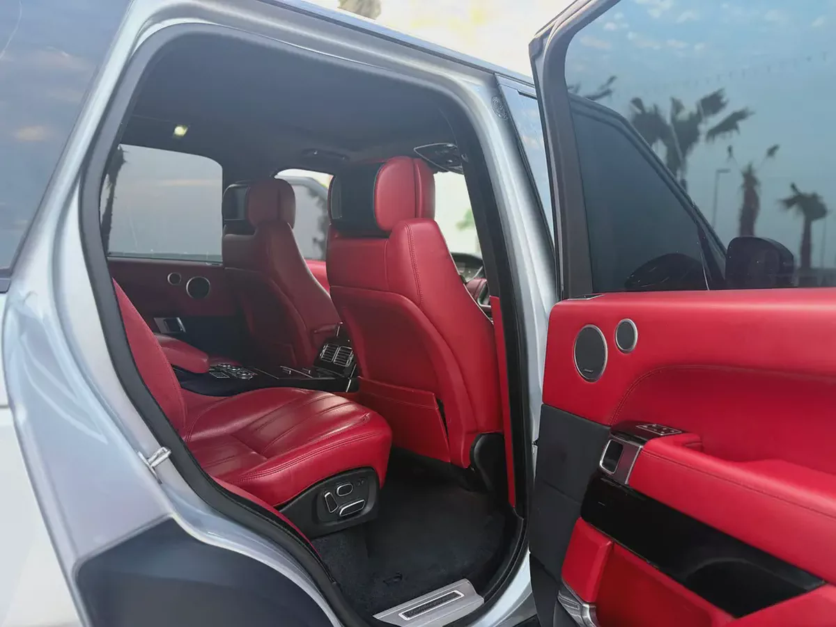 Pristine Land Rover Range Rover Velar Autobiography P400 2013 | GCC Specs-12-12