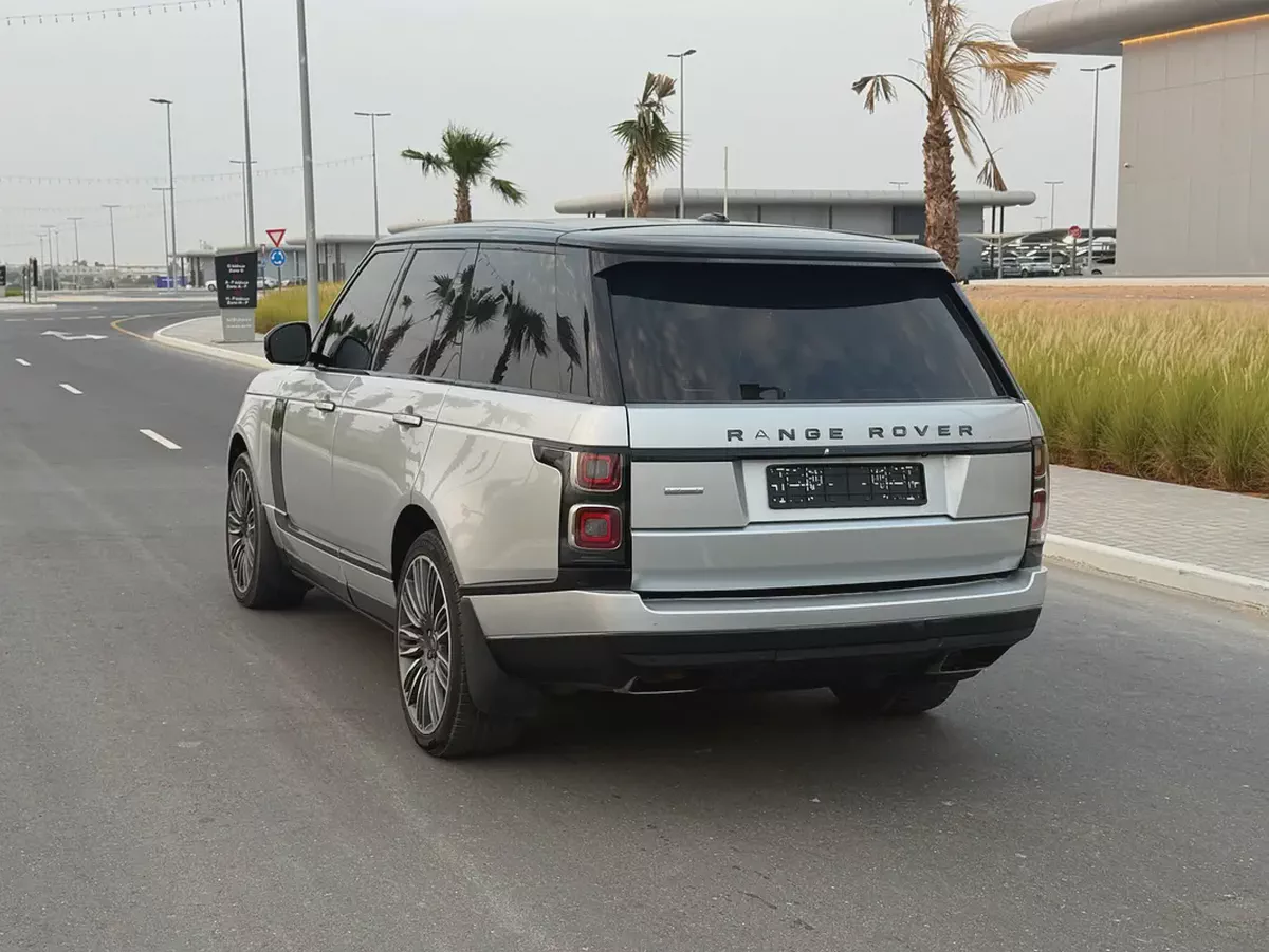 Pristine Land Rover Range Rover Velar Autobiography P400 2013 | GCC Specs-7-7