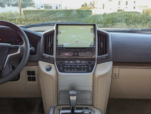 TOYOTA LAND CRUISER 2020 GXR V8 GCC IN EXCELLENT CONDITION