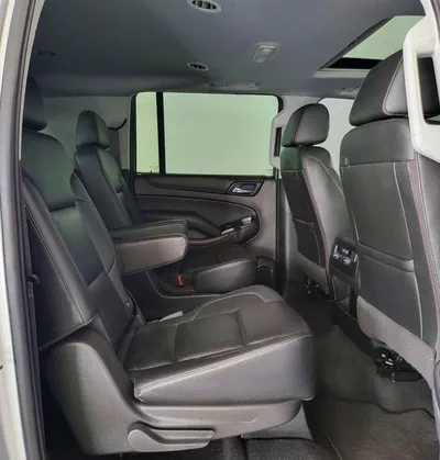 Chevrolet Suburban LT SR/NAV/DVD/COOL BOX LT SUNROOF  8CYL- 5.3L USA SPECIFICATION-ORIGINAL PAINT/ CLEAN TITLE-12