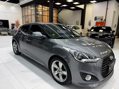 Hyundai Veloster Korean clean title-4