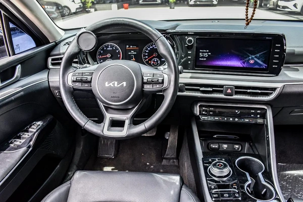 Kia K5 2022 | Korean Specs | Clean Title | 13K KM | Black | كيا K5 2022 وارد كوري