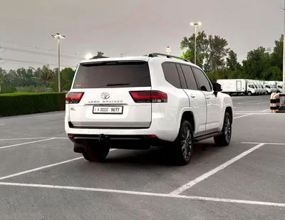 Toyota Land Cruiser GXR Toyota Land Cruiser | 3.5 L | 2022 | GCC | Accident-Free | In Excellent Condition | 3679 P.M-5